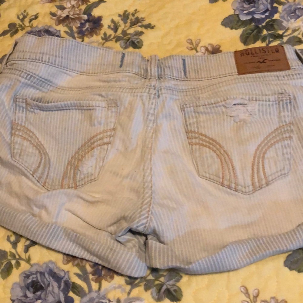 Shorts - Picture 2 of 2